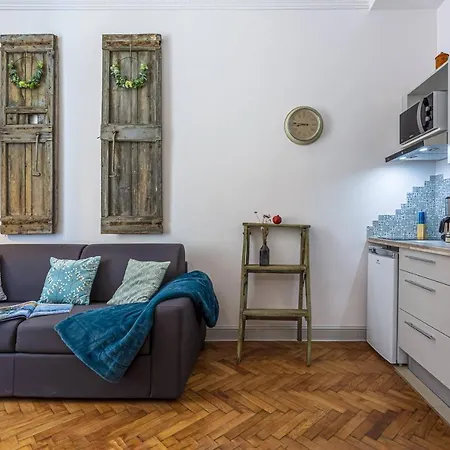 My Casa - Dijon Апартаменты *